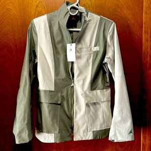 NWT Women’s Jordan Jacket. Size S.